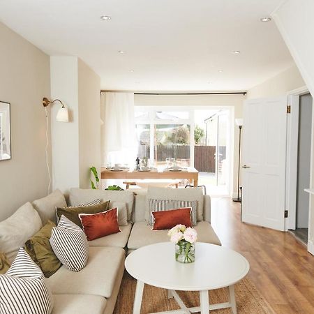 Ser Ar Y Bryn- Lovely Family Home With Garden, Walk To The Village And Beach Saundersfoot Zewnętrze zdjęcie