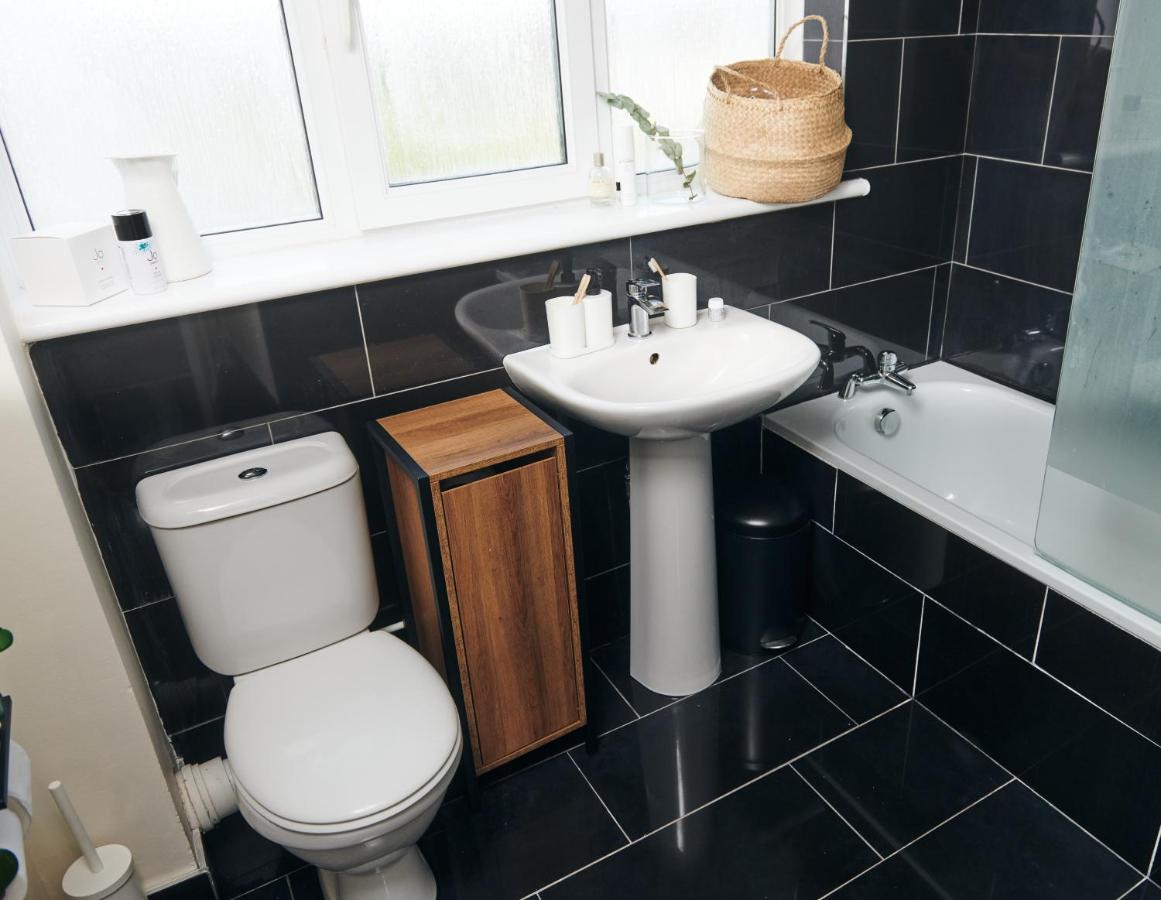 Ser Ar Y Bryn- Lovely Family Home With Garden, Walk To The Village And Beach Saundersfoot Zewnętrze zdjęcie