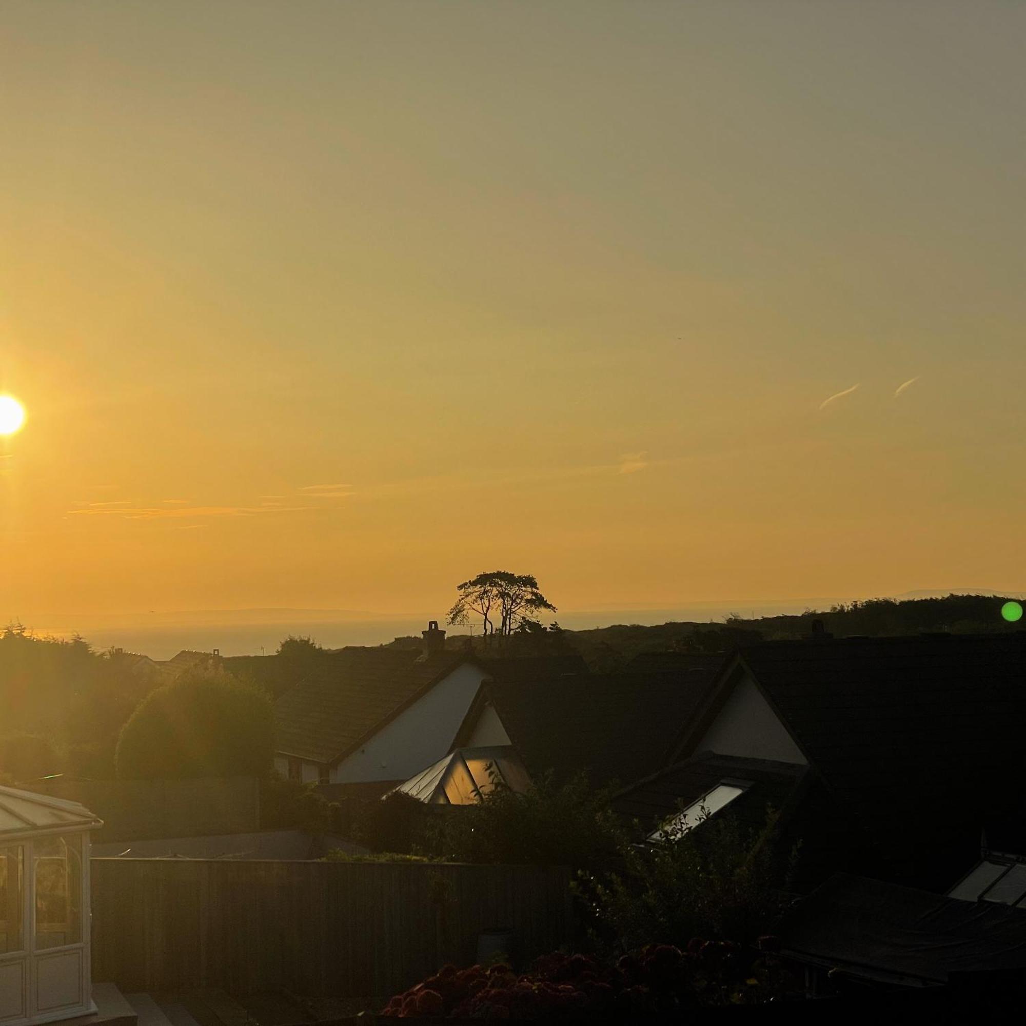 Ser Ar Y Bryn- Lovely Family Home With Garden, Walk To The Village And Beach Saundersfoot Zewnętrze zdjęcie
